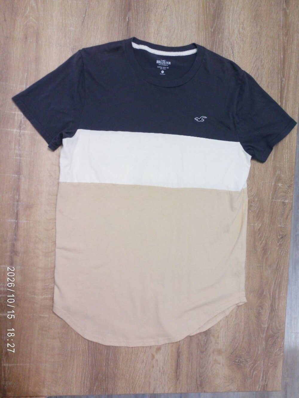 Hollister Mens Colorblock Curved Hem T-Shirt Navy/White/Beige Size M 100% Cotton